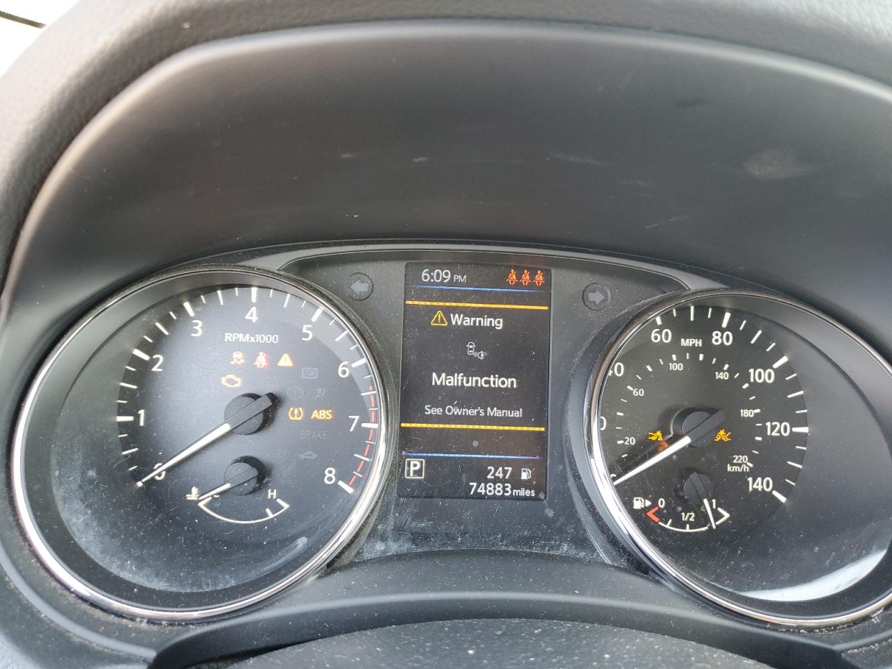 NISSAN ROGUE SPORT S