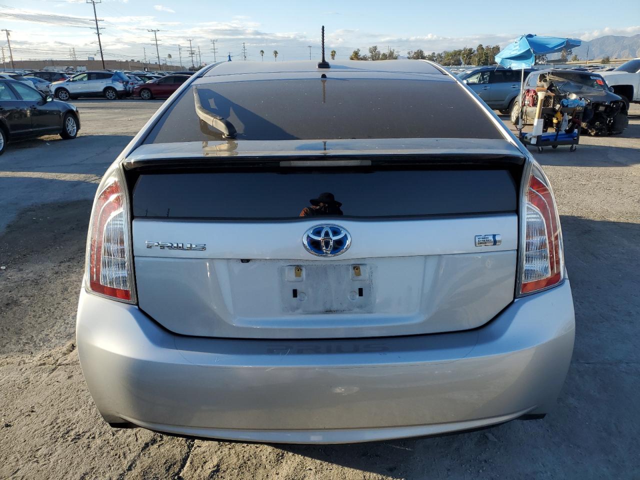 TOYOTA PRIUS