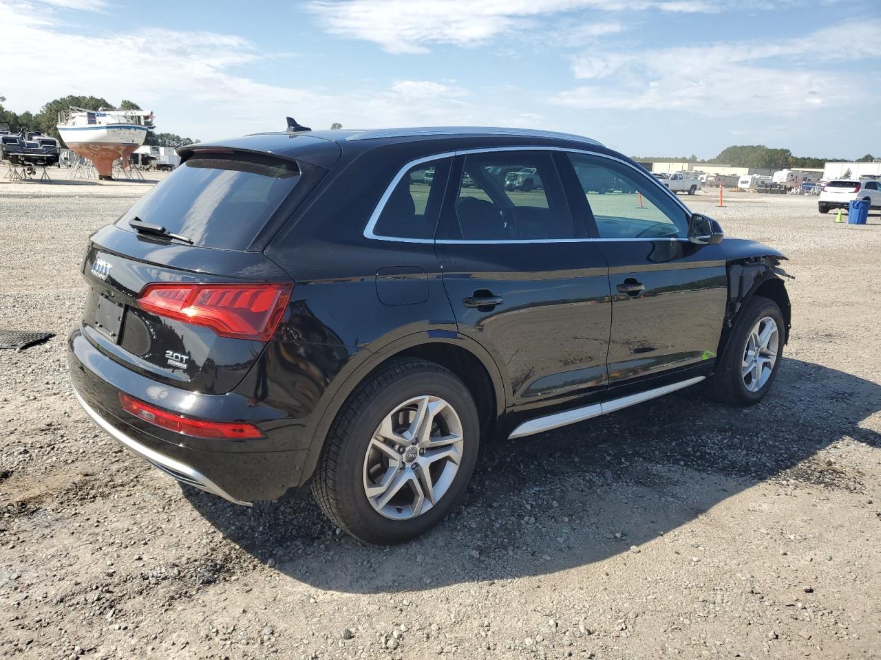 AUDI Q5 PREMIUM PLUS