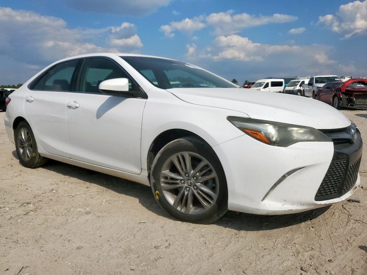 TOYOTA CAMRY LE
