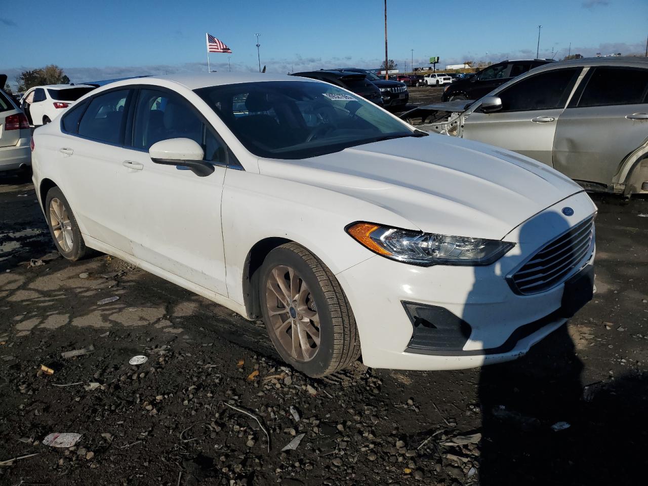 FORD FUSION SE