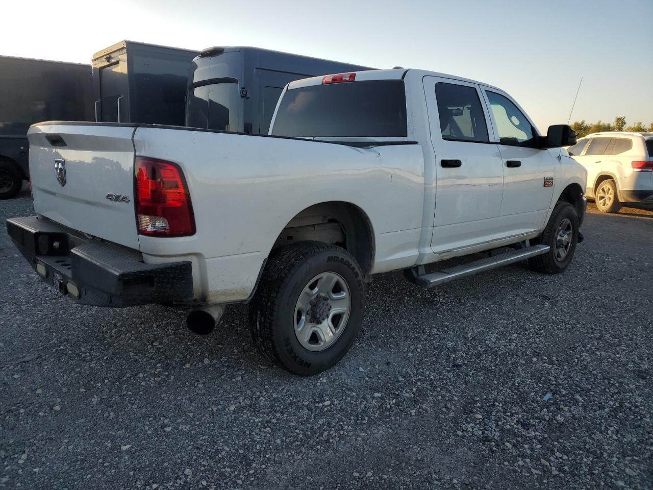 Lot #3278832268 2014 RAM 2500 ST