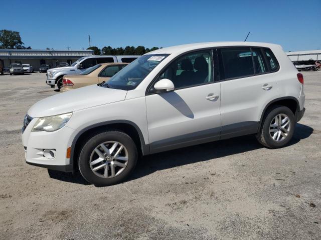 2011 VOLKSWAGEN TIGUAN S - WVGAV7AX8BW525930
