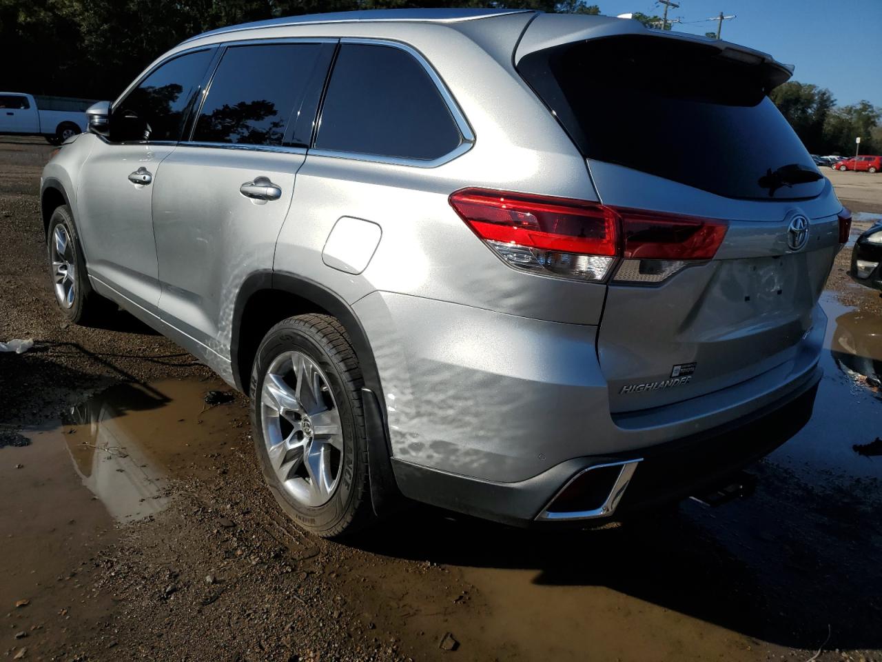 TOYOTA HIGHLANDER LIMITED