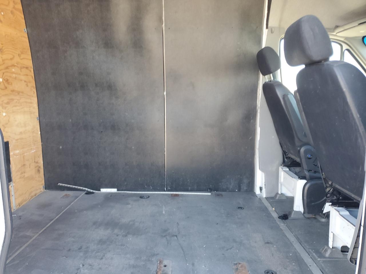 MERCEDES-BENZ SPRINTER 2500