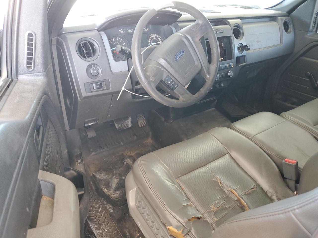 FORD F-150 SUPER CAB