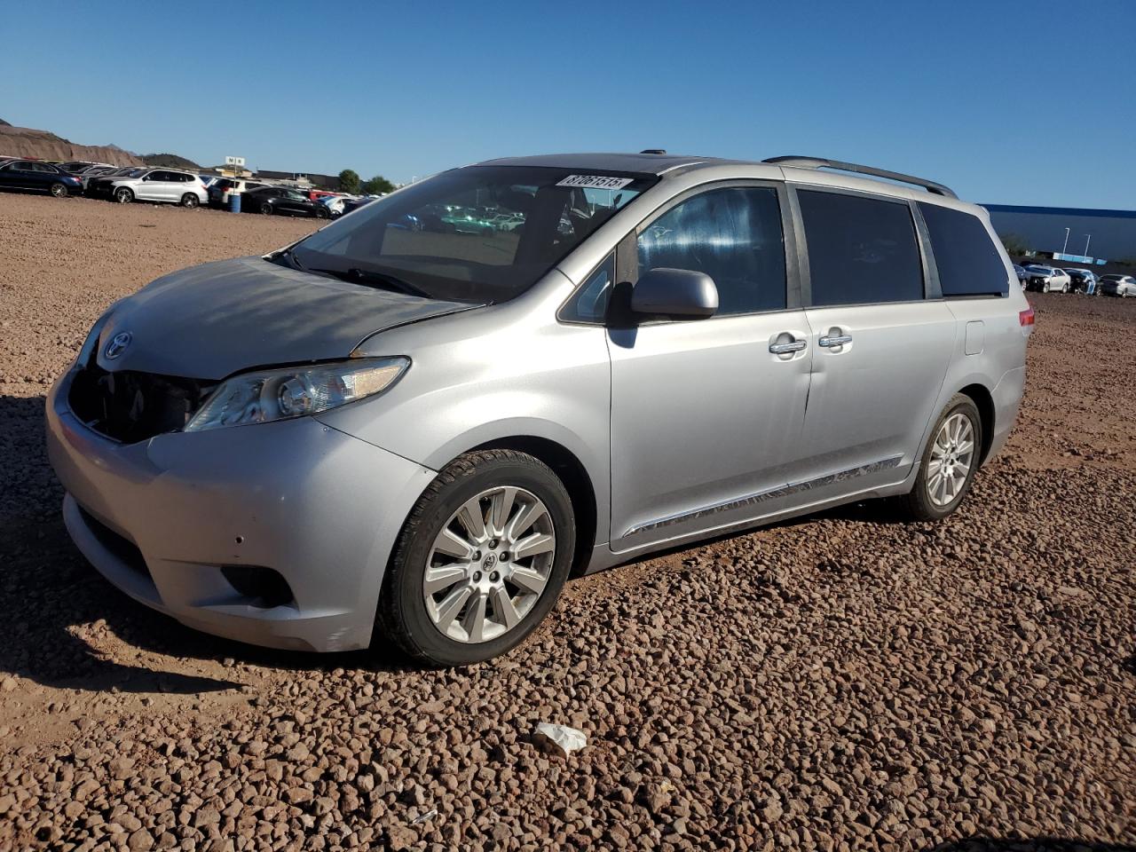 TOYOTA SIENNA XLE