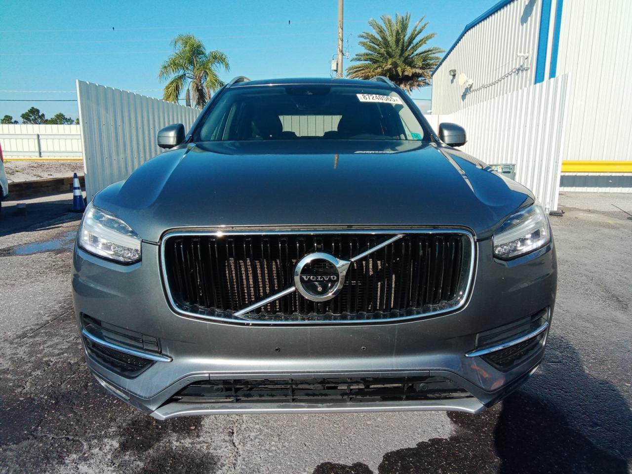 VOLVO XC90 T6