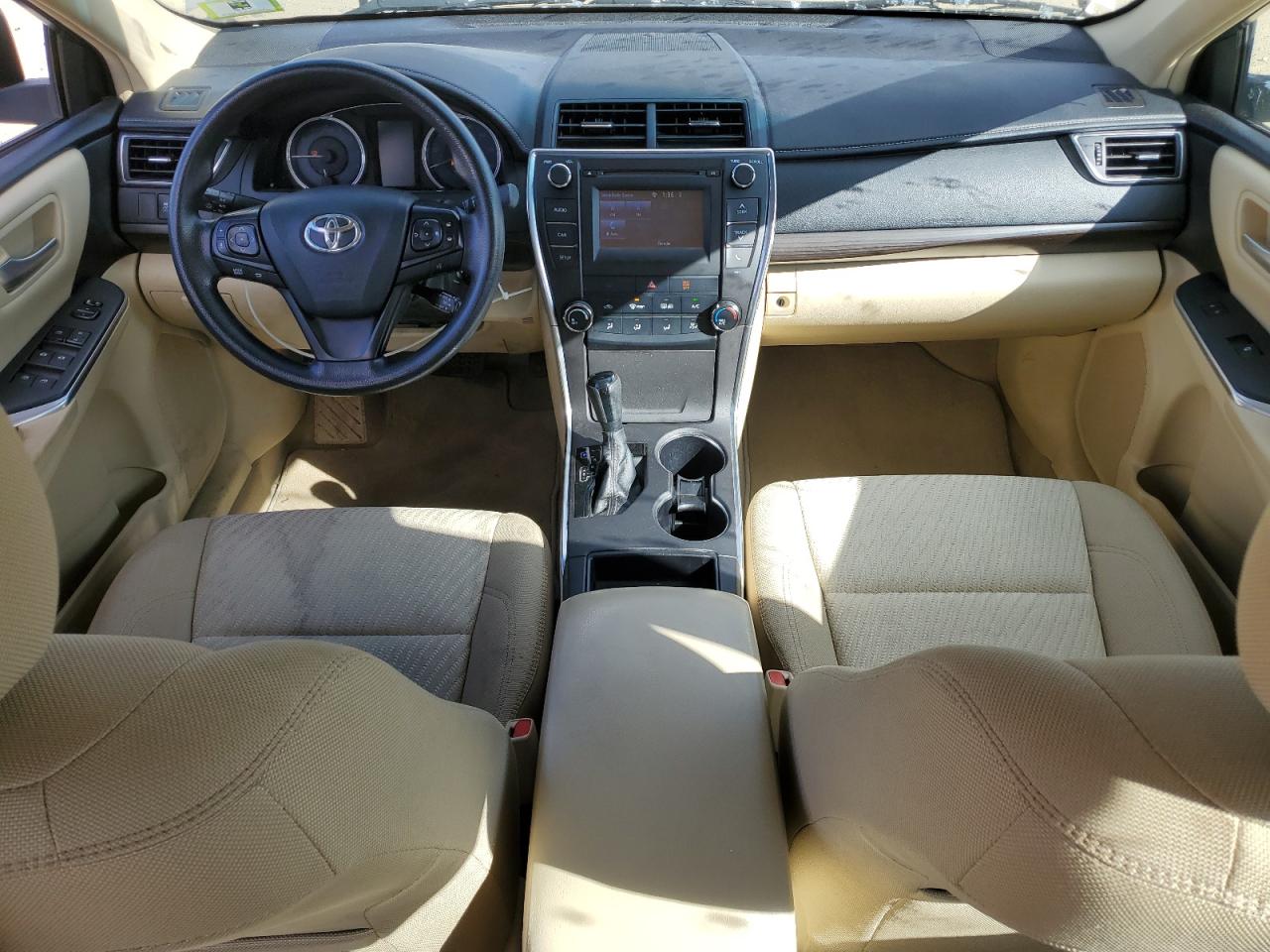 TOYOTA CAMRY LE