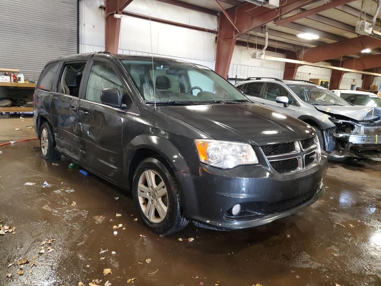 DODGE GRAND CARAVAN CREW
