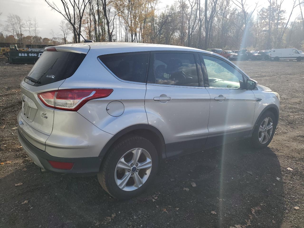 FORD ESCAPE SE