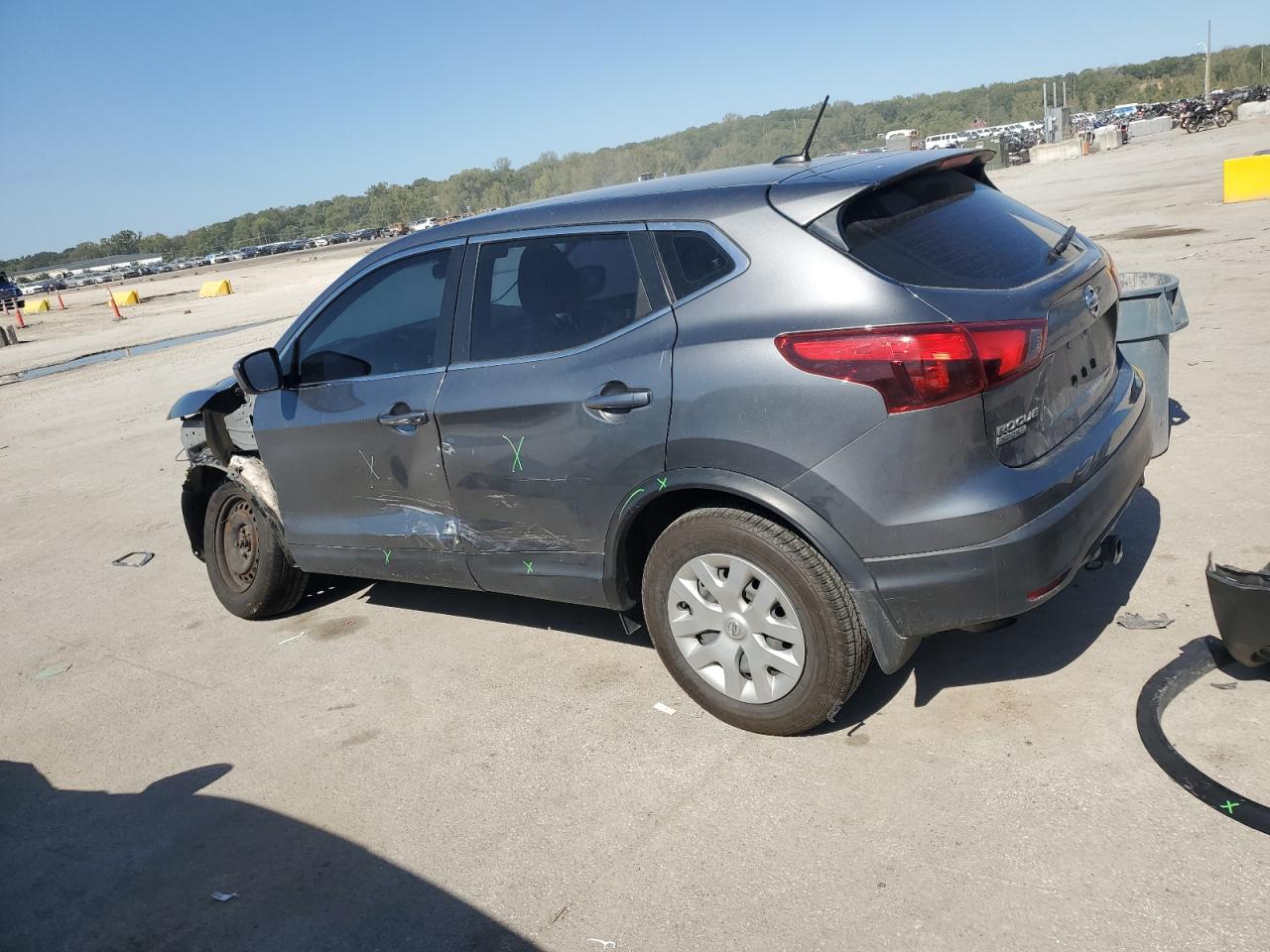 NISSAN ROGUE SPORT S