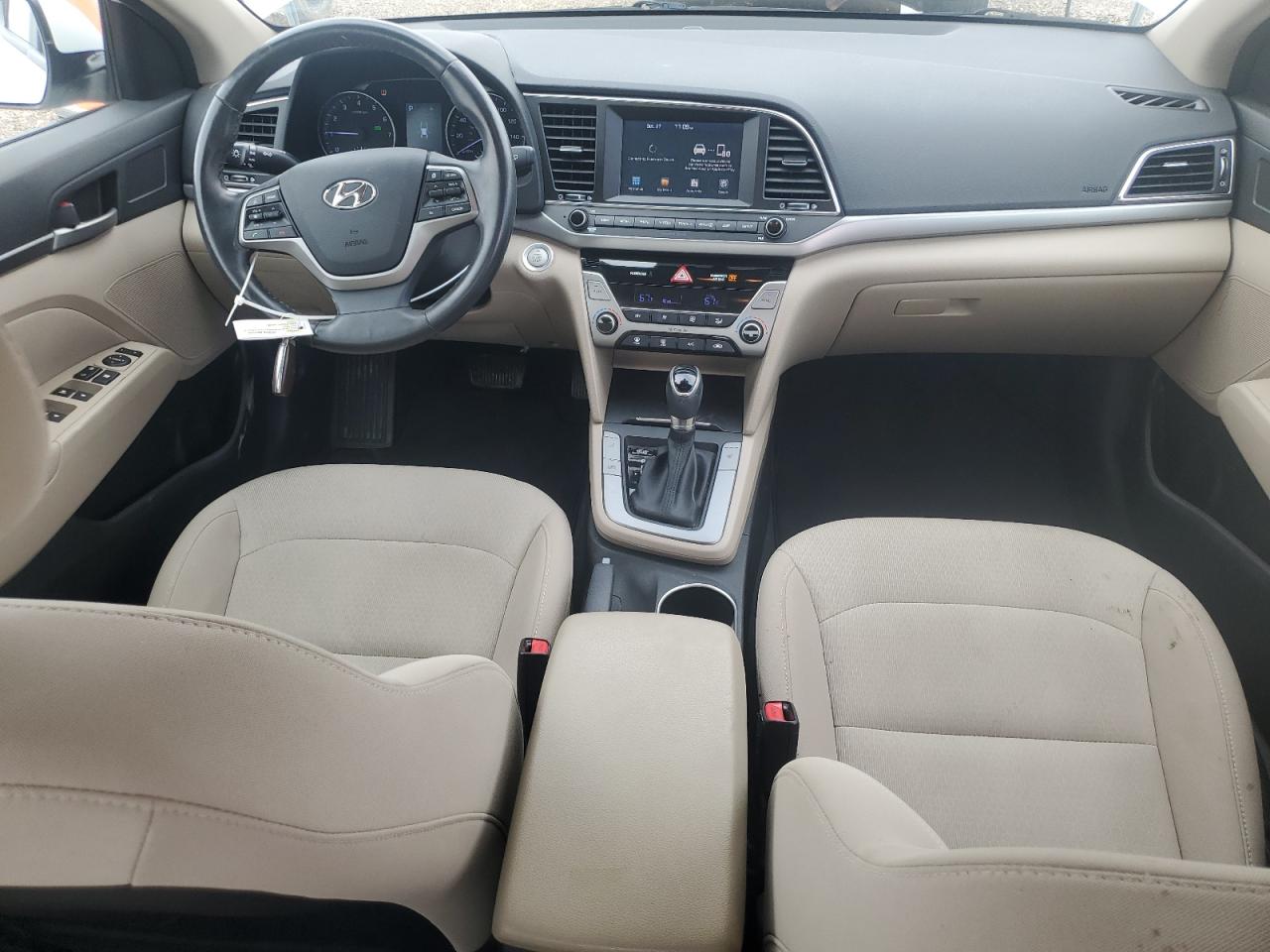 HYUNDAI ELANTRA SEL