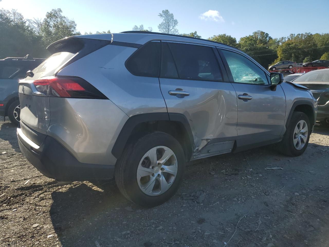 TOYOTA RAV4 LE