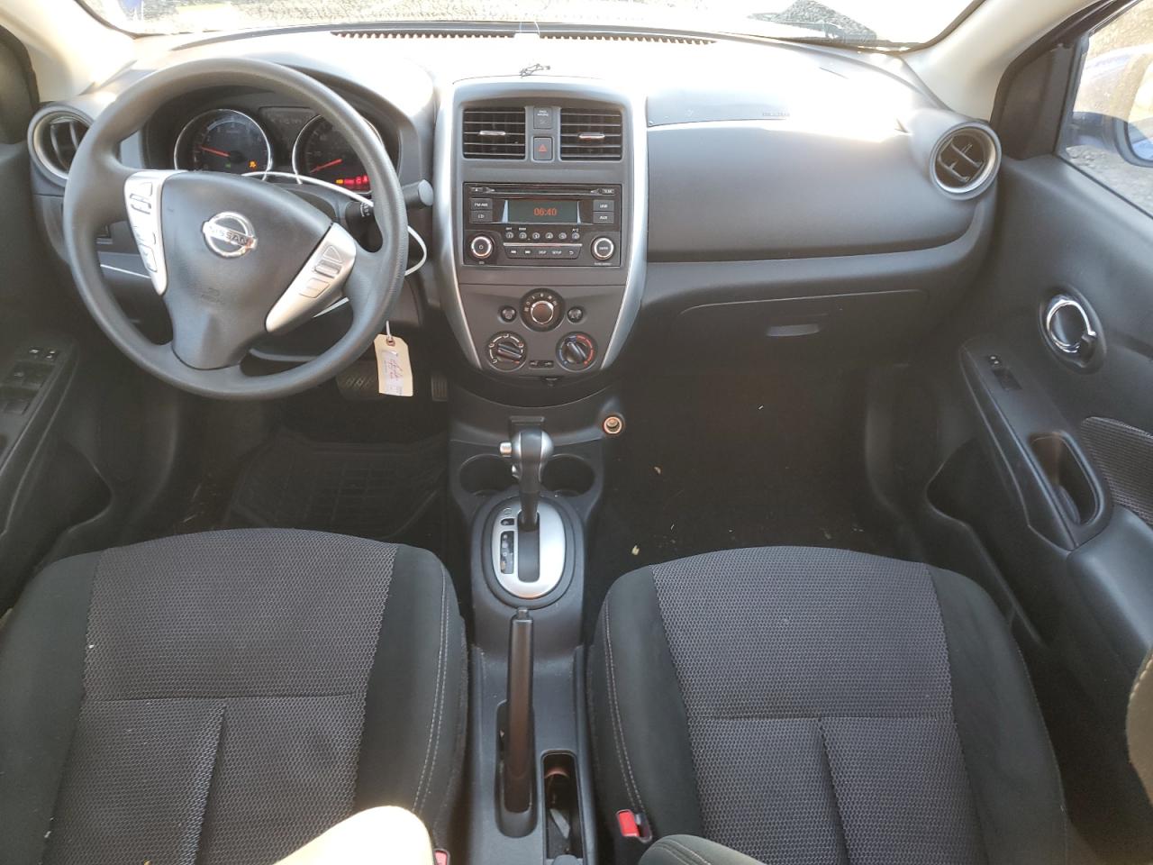NISSAN VERSA S