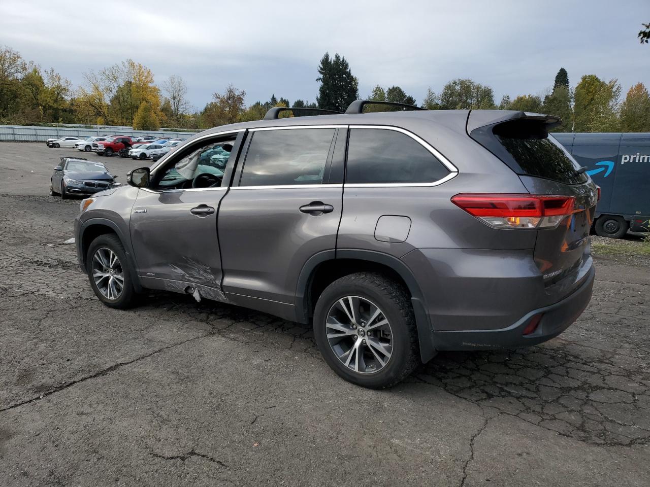 TOYOTA HIGHLANDER HYBRID