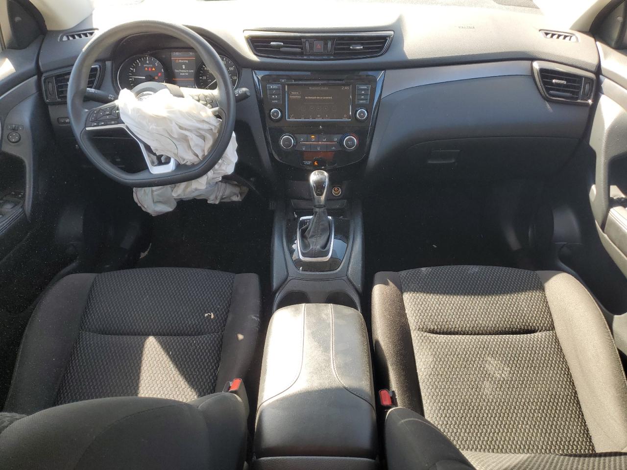 NISSAN ROGUE SPORT S