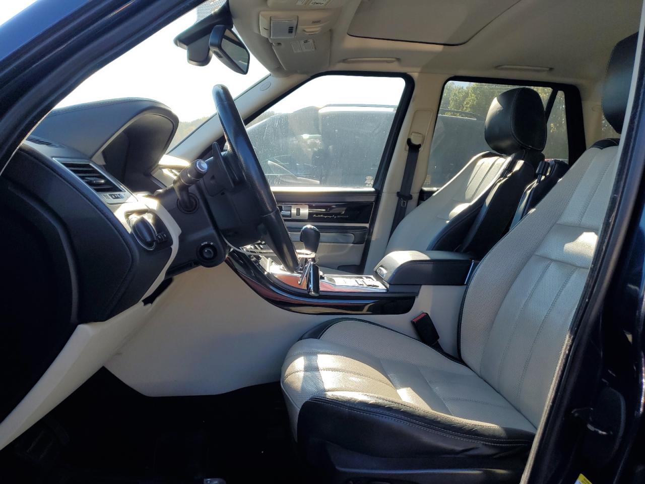 LAND ROVER RANGE ROVER AUTOBIOGRAPHY