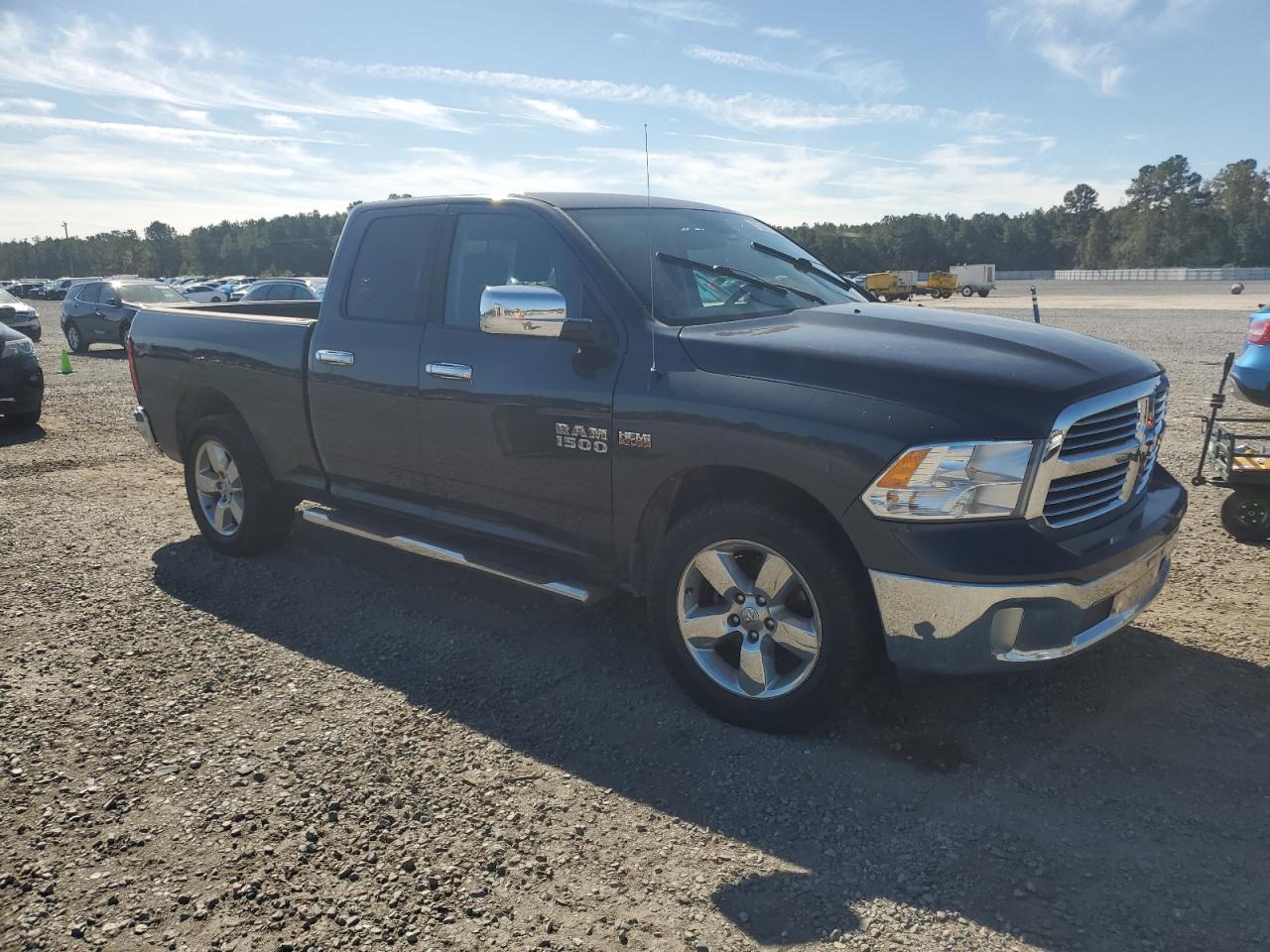 RAM 1500 SLT