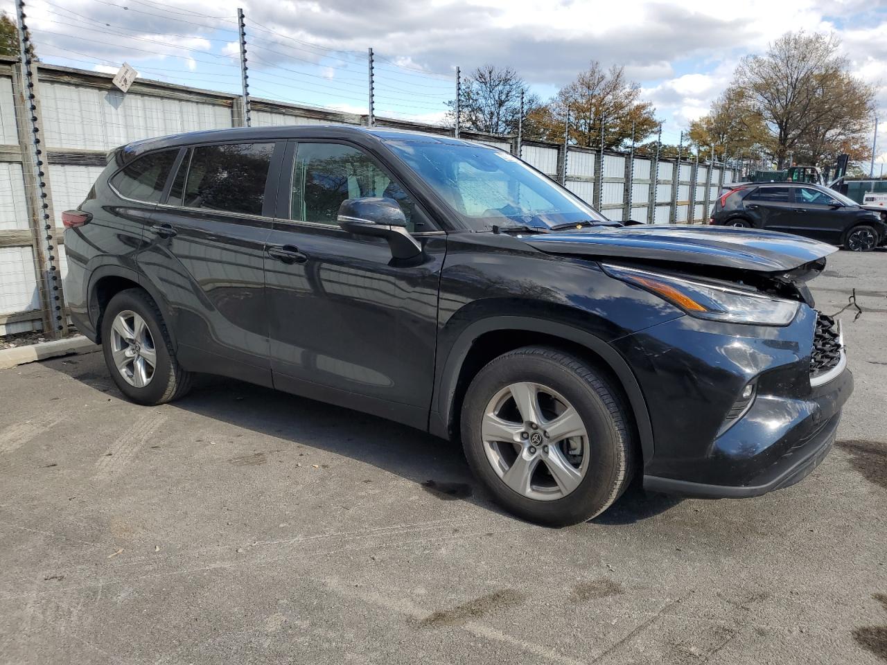 TOYOTA HIGHLANDER LE