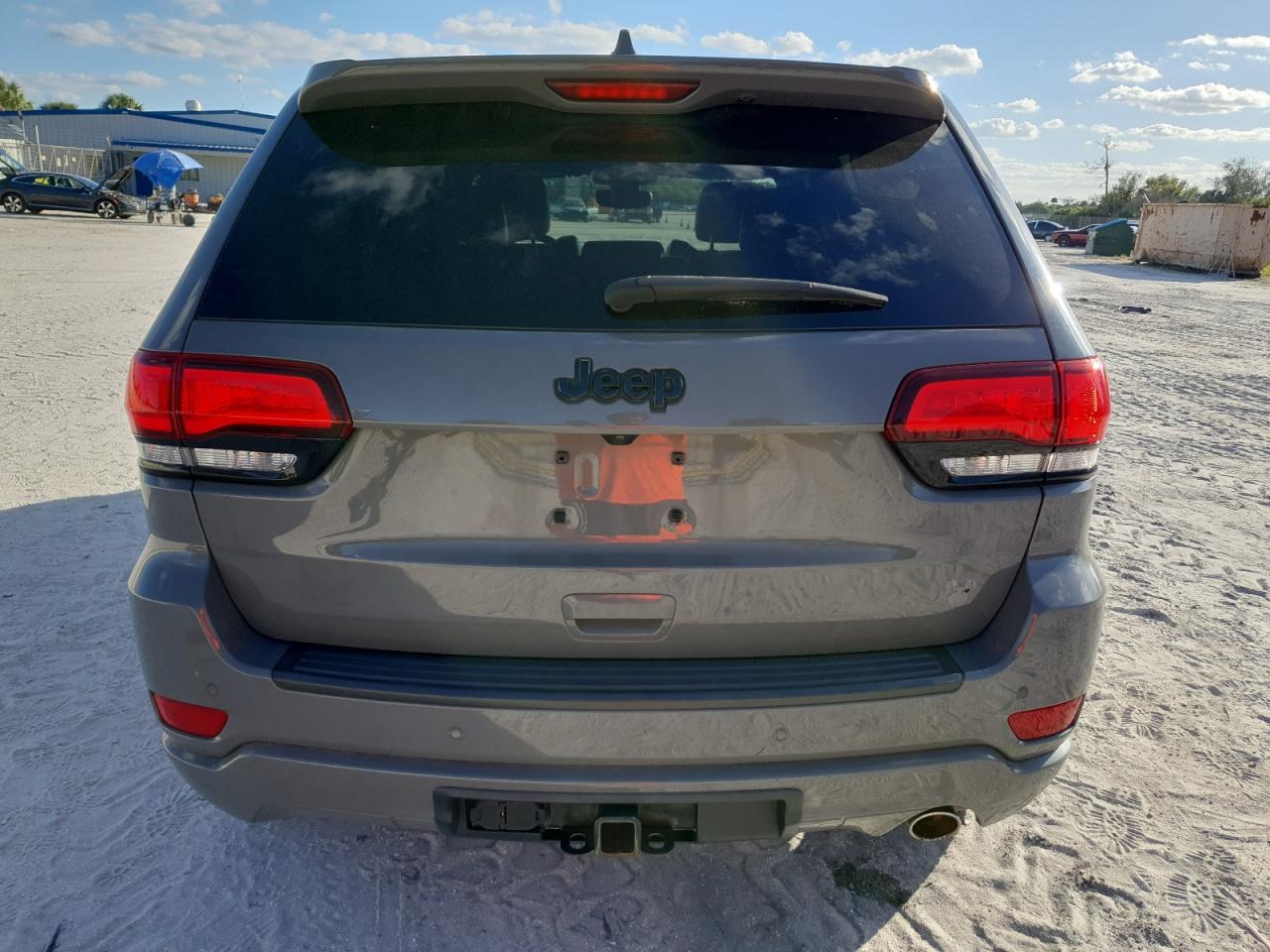 JEEP GRAND CHEROKEE LAREDO