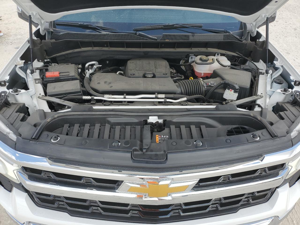 CHEVROLET SILVERADO C1500 LT