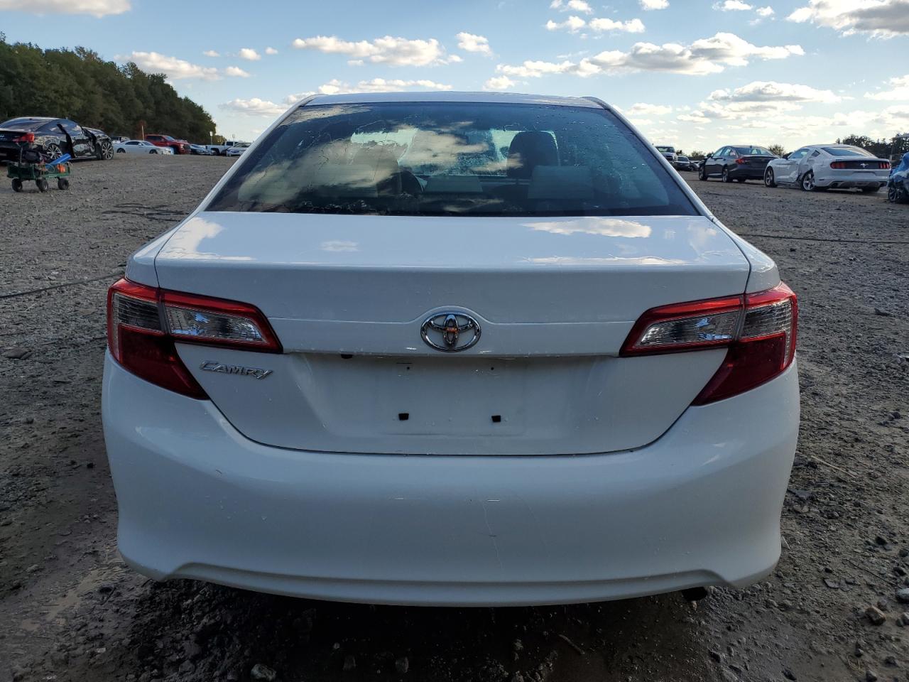 TOYOTA CAMRY L