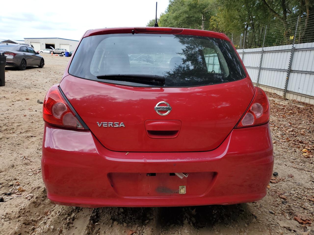 NISSAN VERSA S