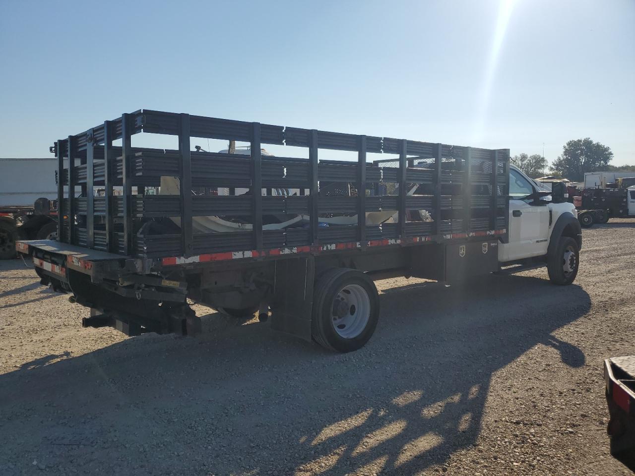 FORD F-550 SUPER DUTY