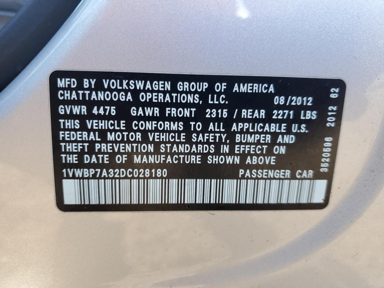 VOLKSWAGEN PASSAT SE