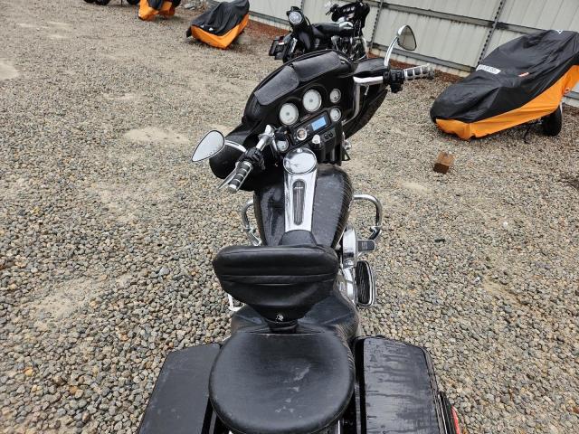 2009 HARLEY-DAVIDSON FLHX #3290286221