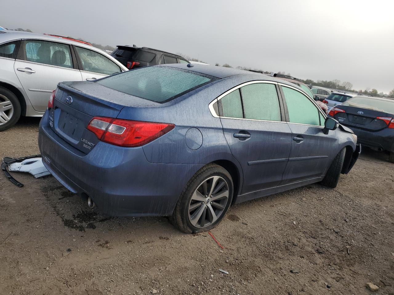 SUBARU LEGACY 3.6R LIMITED