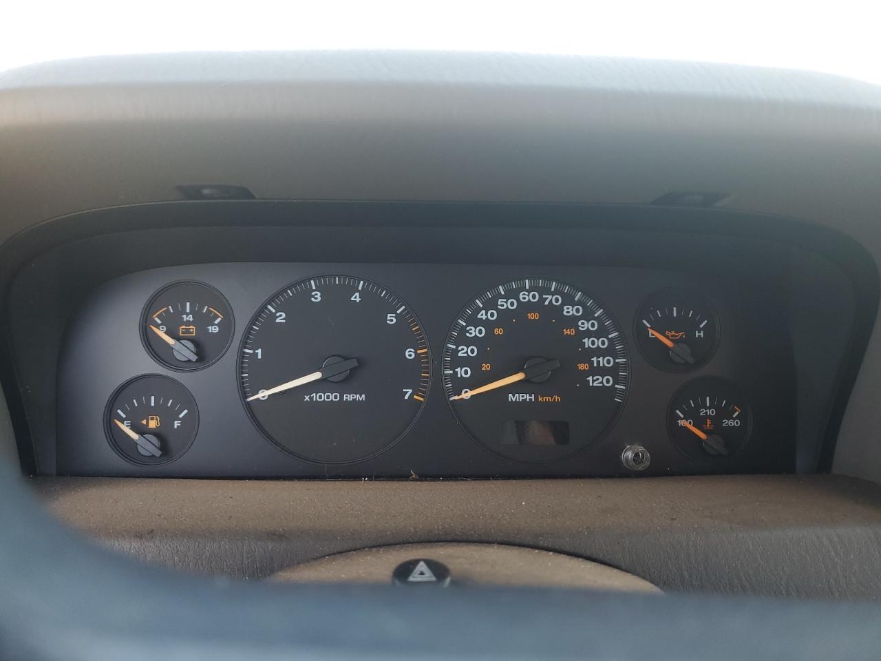 Lot #3302786913 2002 JEEP GRAND CHER