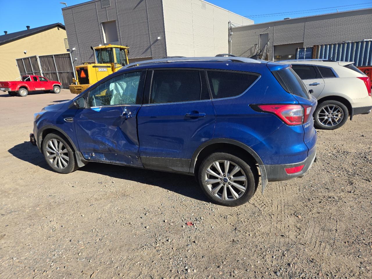 FORD ESCAPE TITANIUM