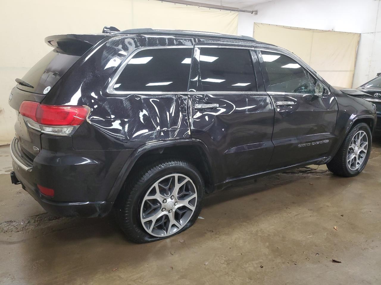 JEEP GRAND CHEROKEE OVERLAND