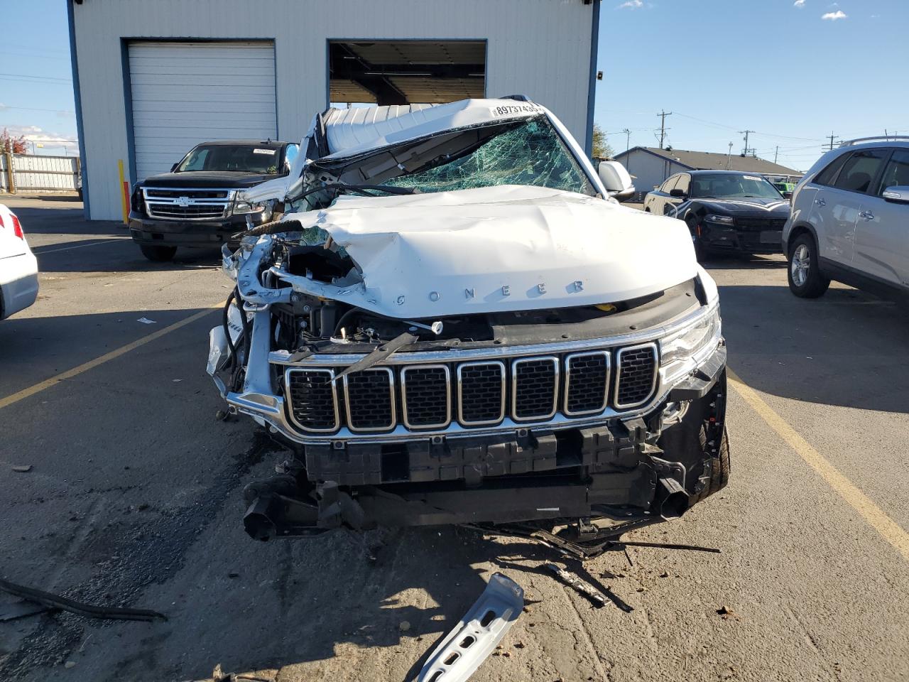 JEEP WAGONEER SERIES II