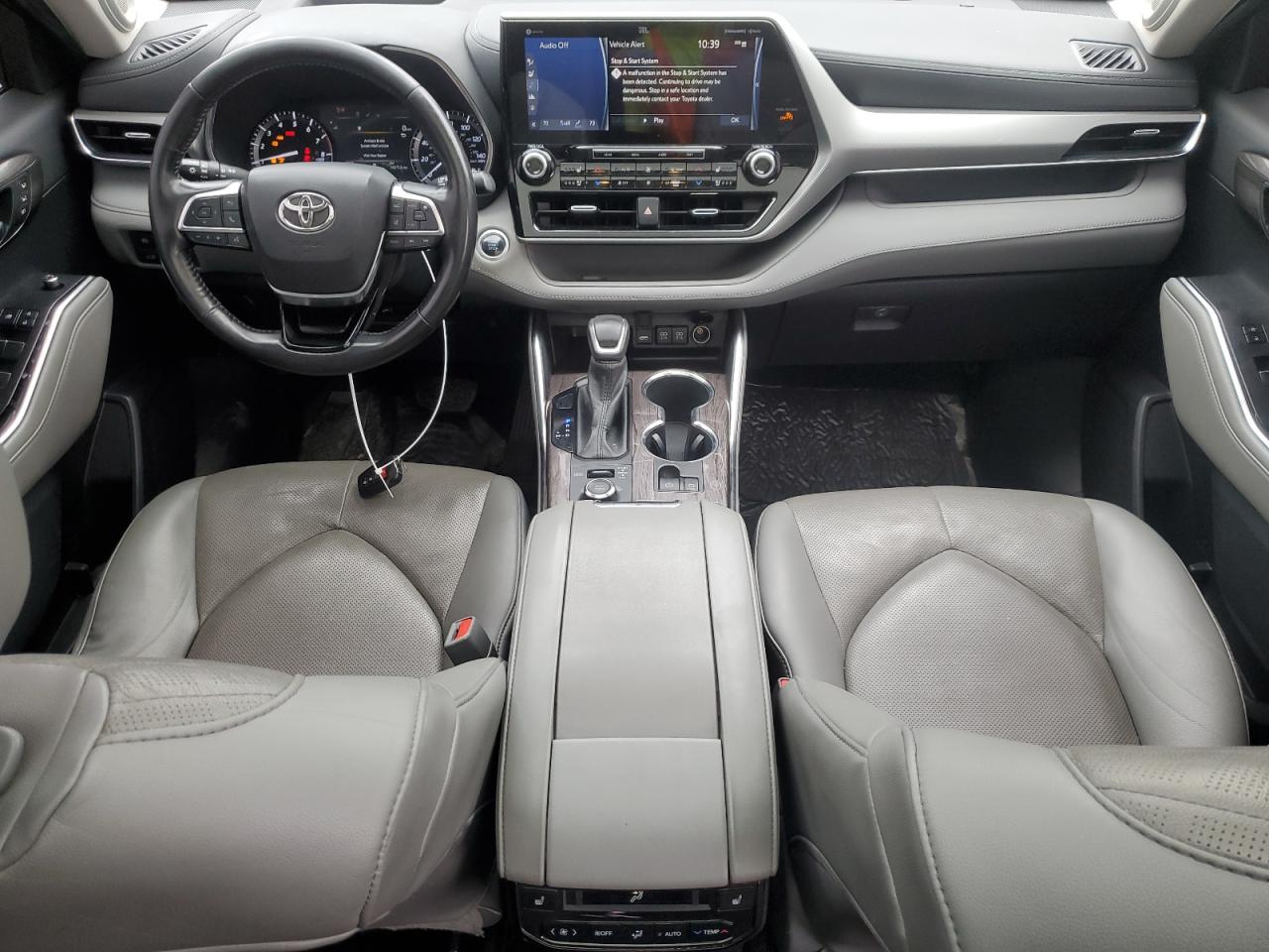 TOYOTA HIGHLANDER PLATINUM