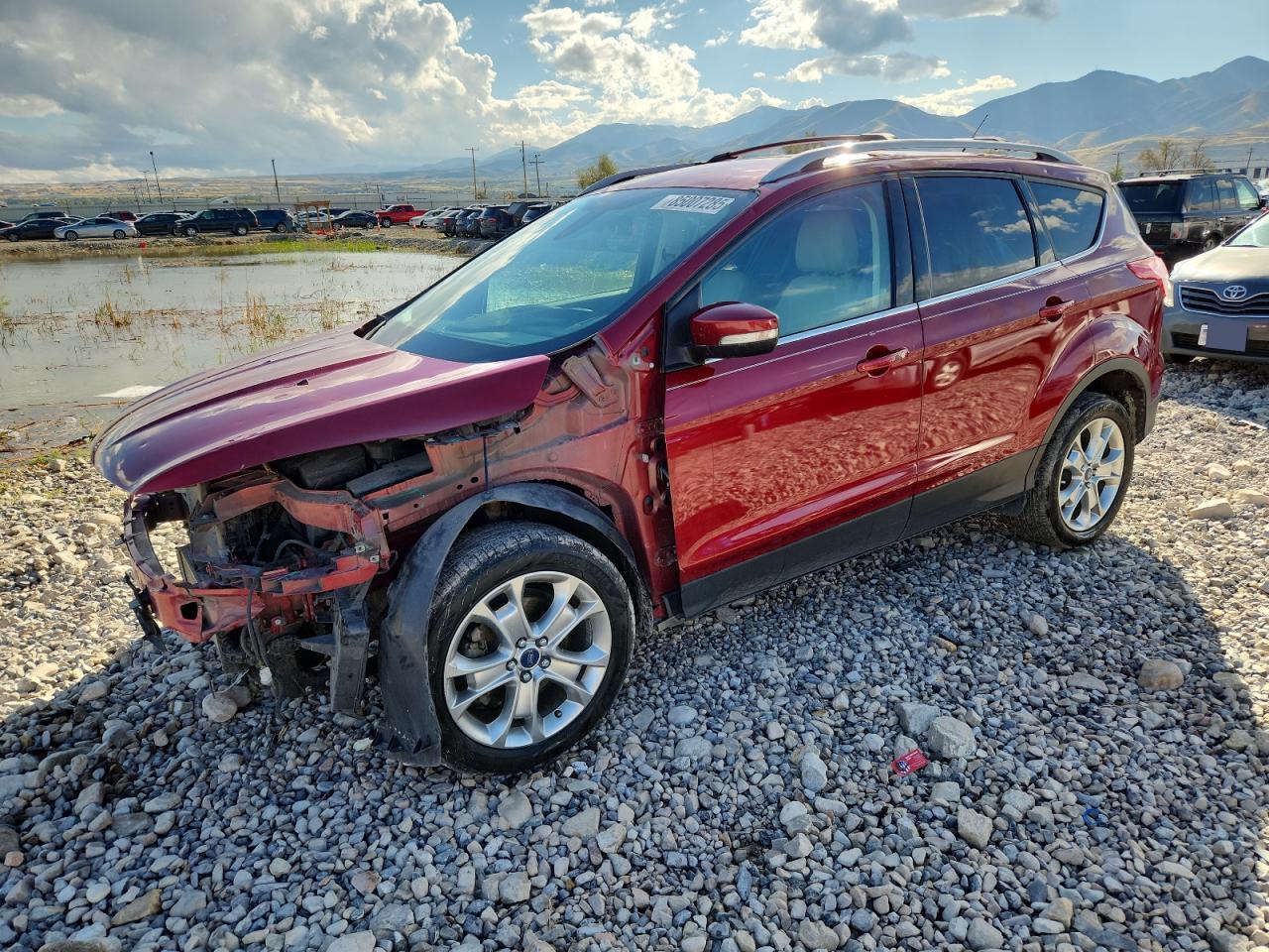 FORD ESCAPE TITANIUM