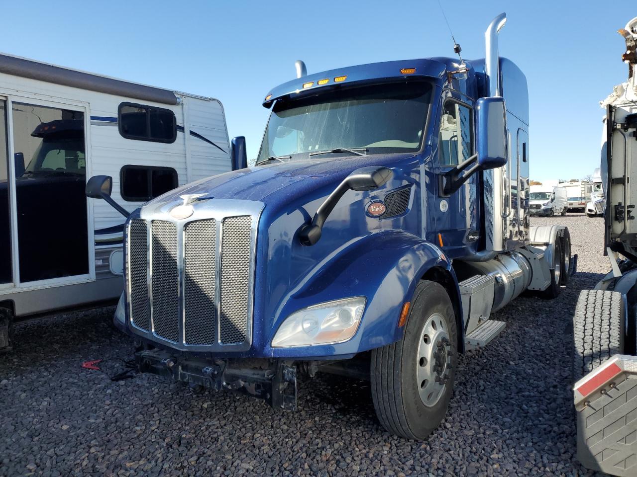 Lot #3270776848 2016 PETERBILT 579