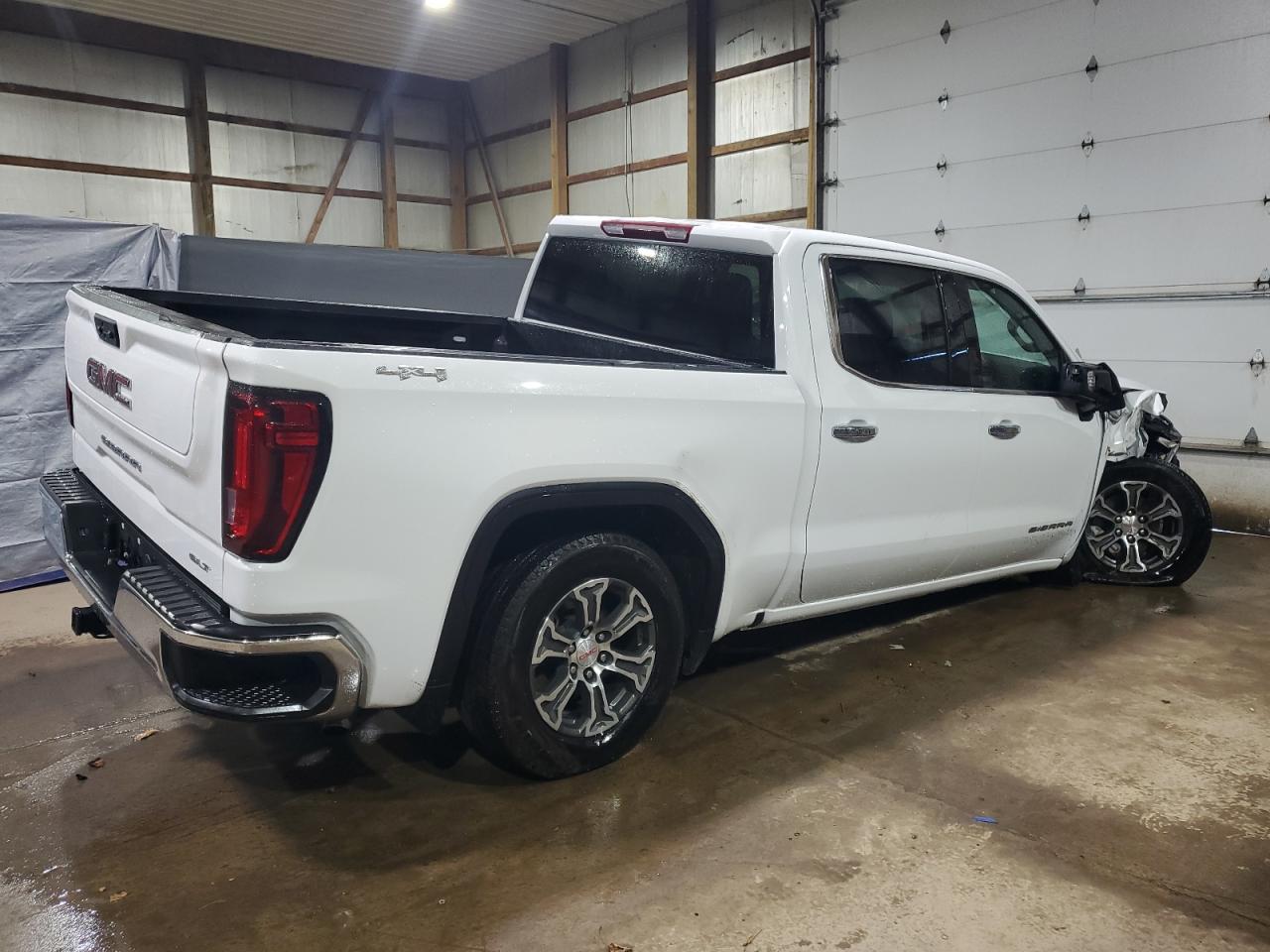 GMC SIERRA K1500 SLT