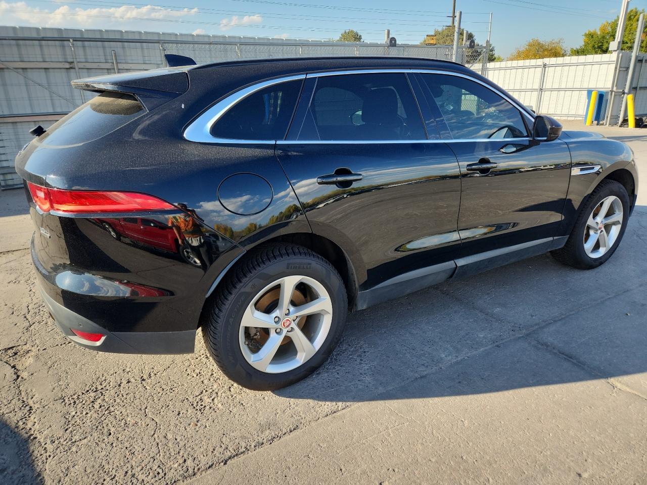 JAGUAR F-PACE PREMIUM