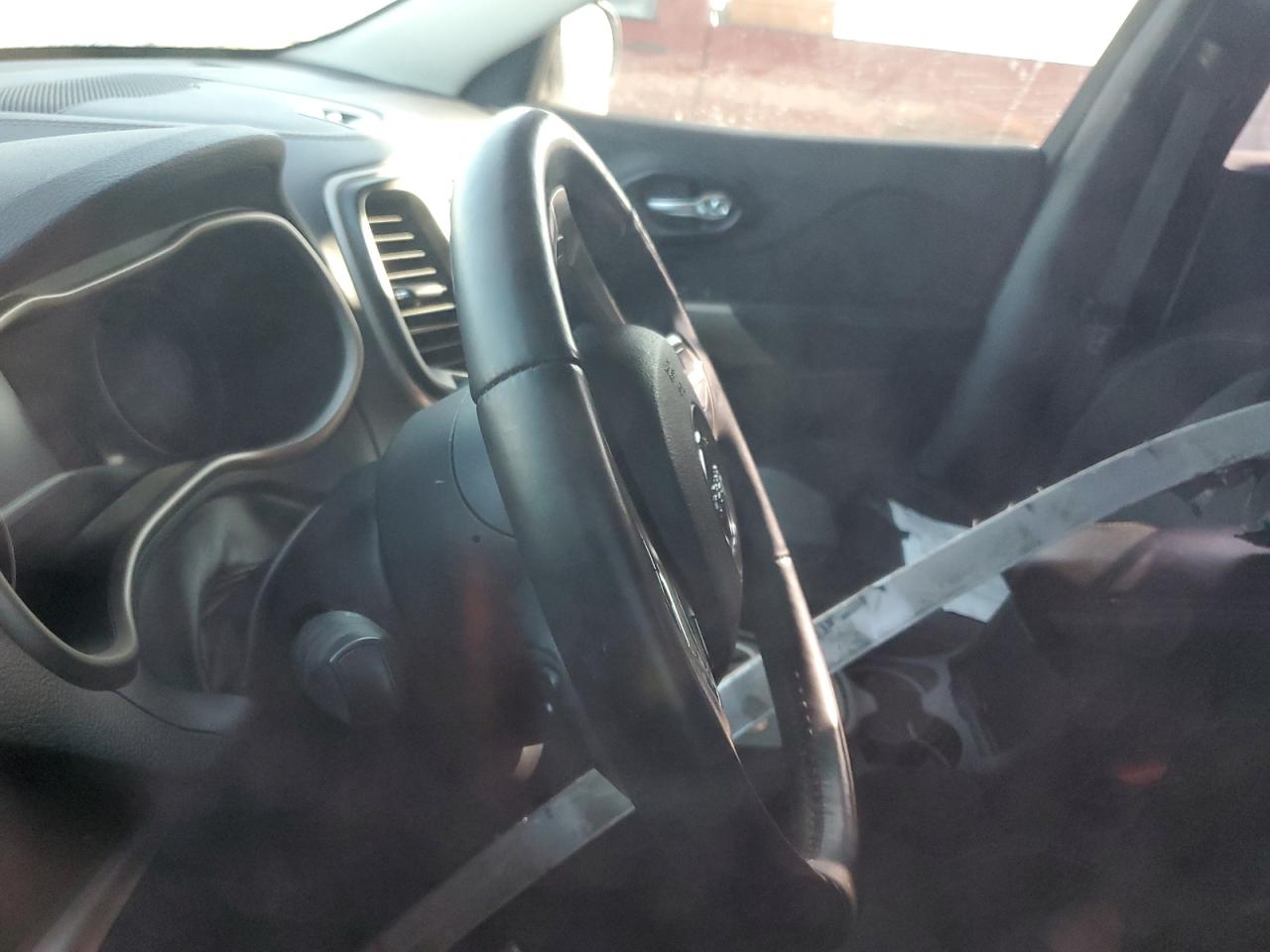 JEEP GRAND CHEROKEE SPORT