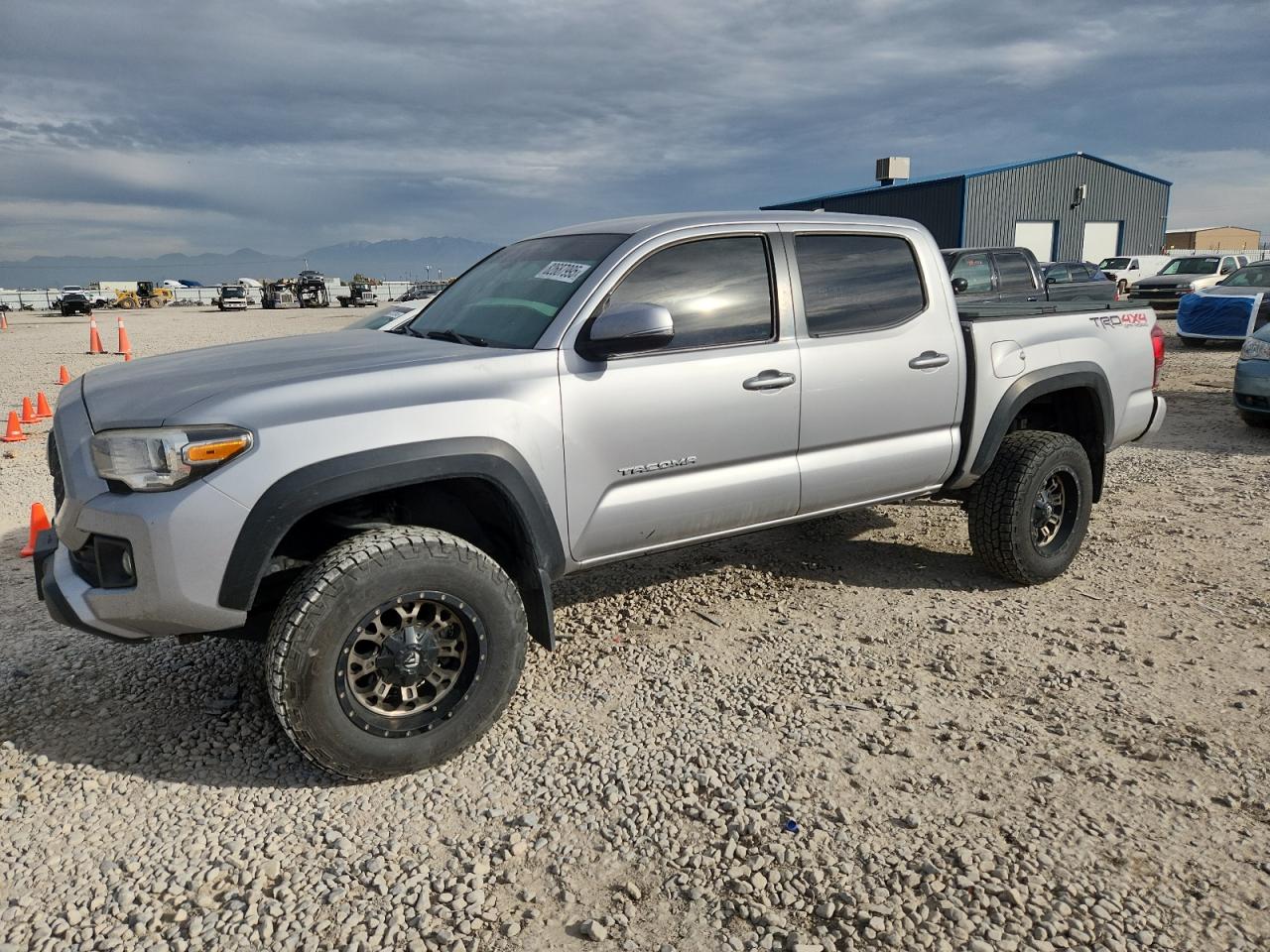 TOYOTA TACOMA DOUBLE CAB