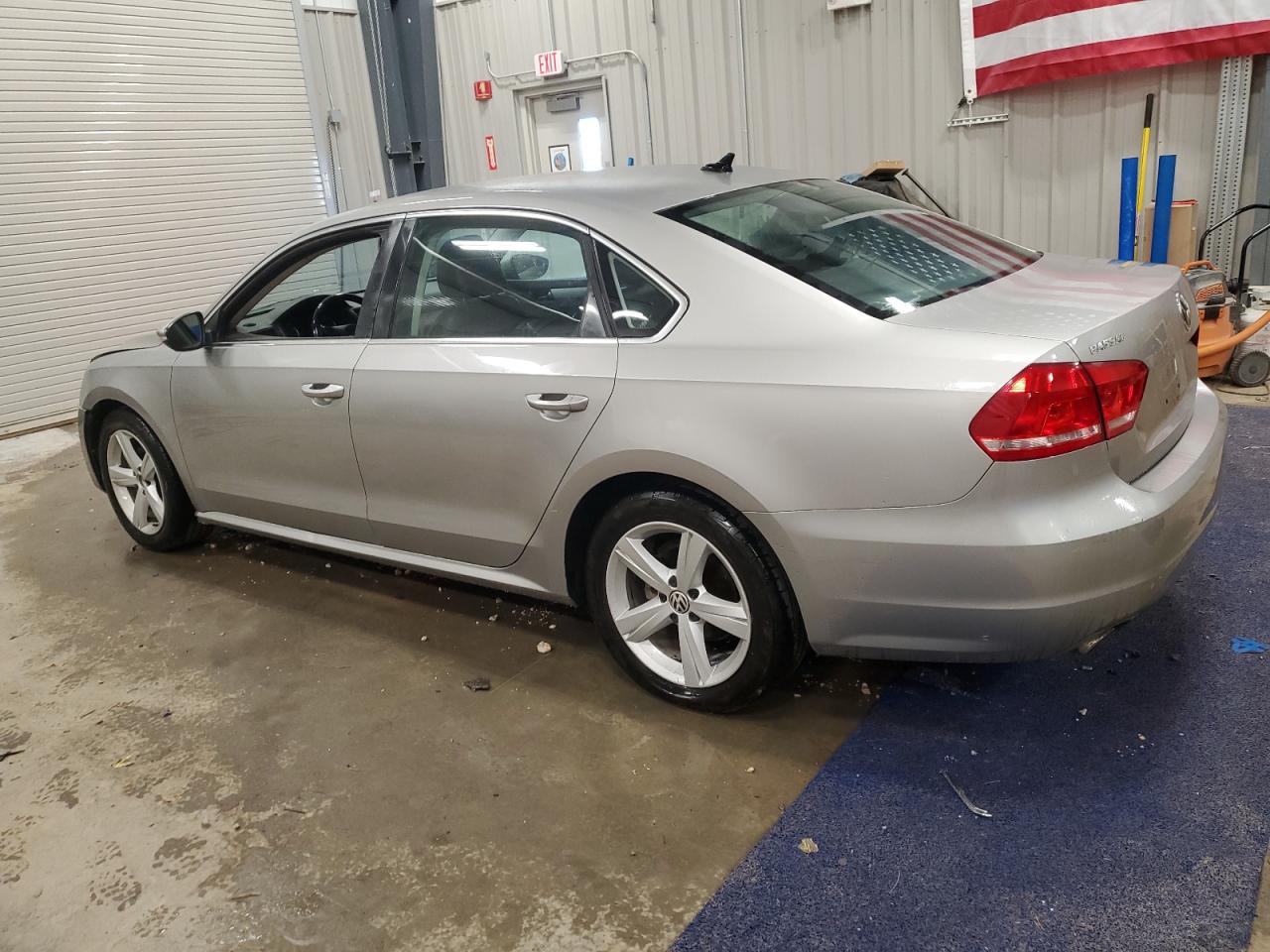 VOLKSWAGEN PASSAT SE