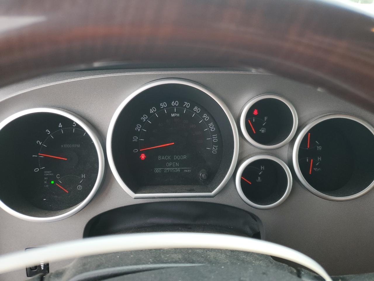 TOYOTA SEQUOIA PLATINUM