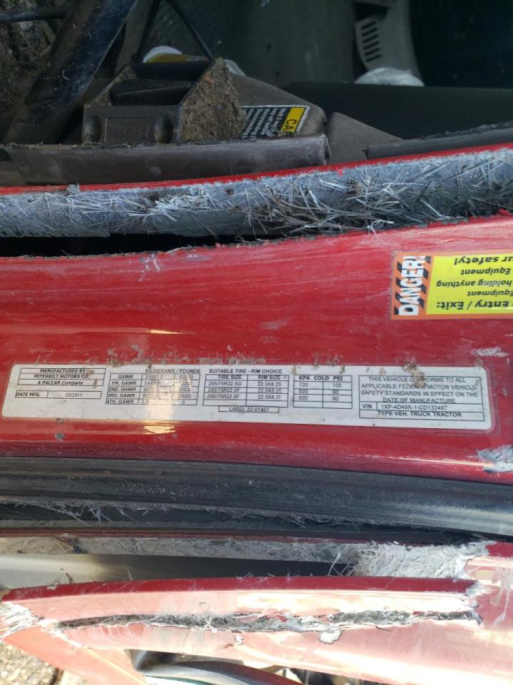 Lot #3311502300 2012 PETERBILT 587