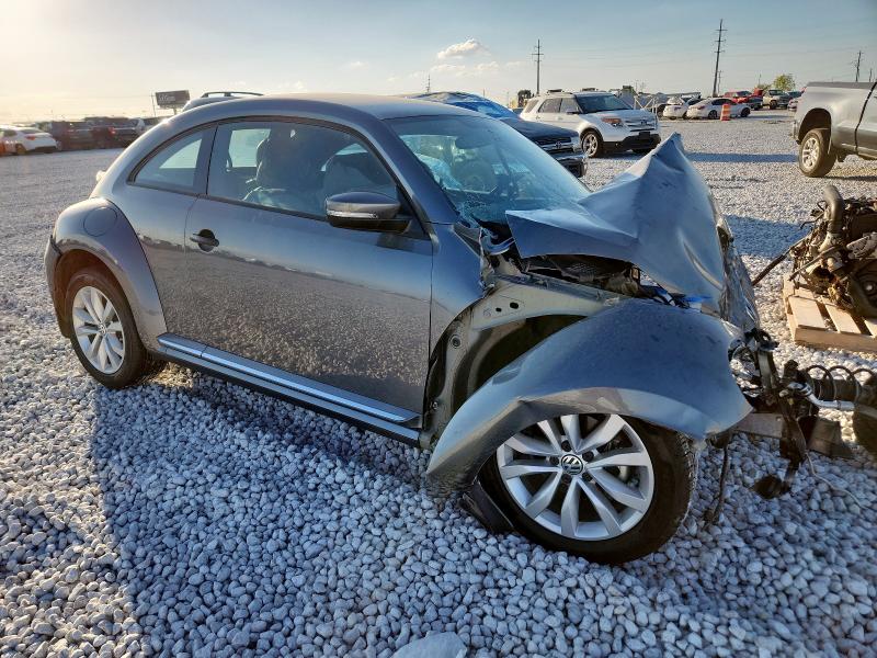 2017 VOLKSWAGEN BEETLE 1.8 3VWF17AT5HM631289