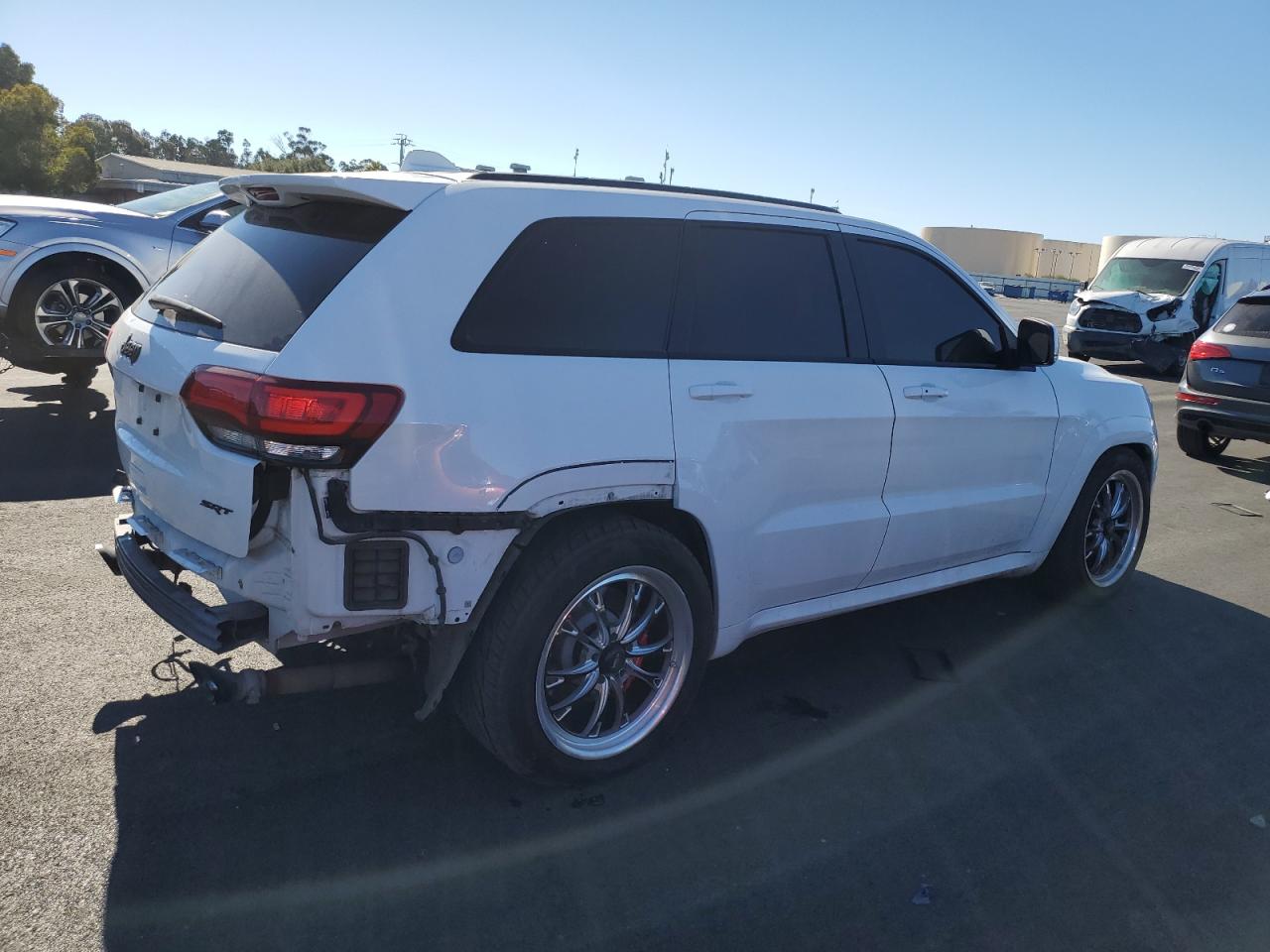 JEEP GRAND CHEROKEE SRT-8