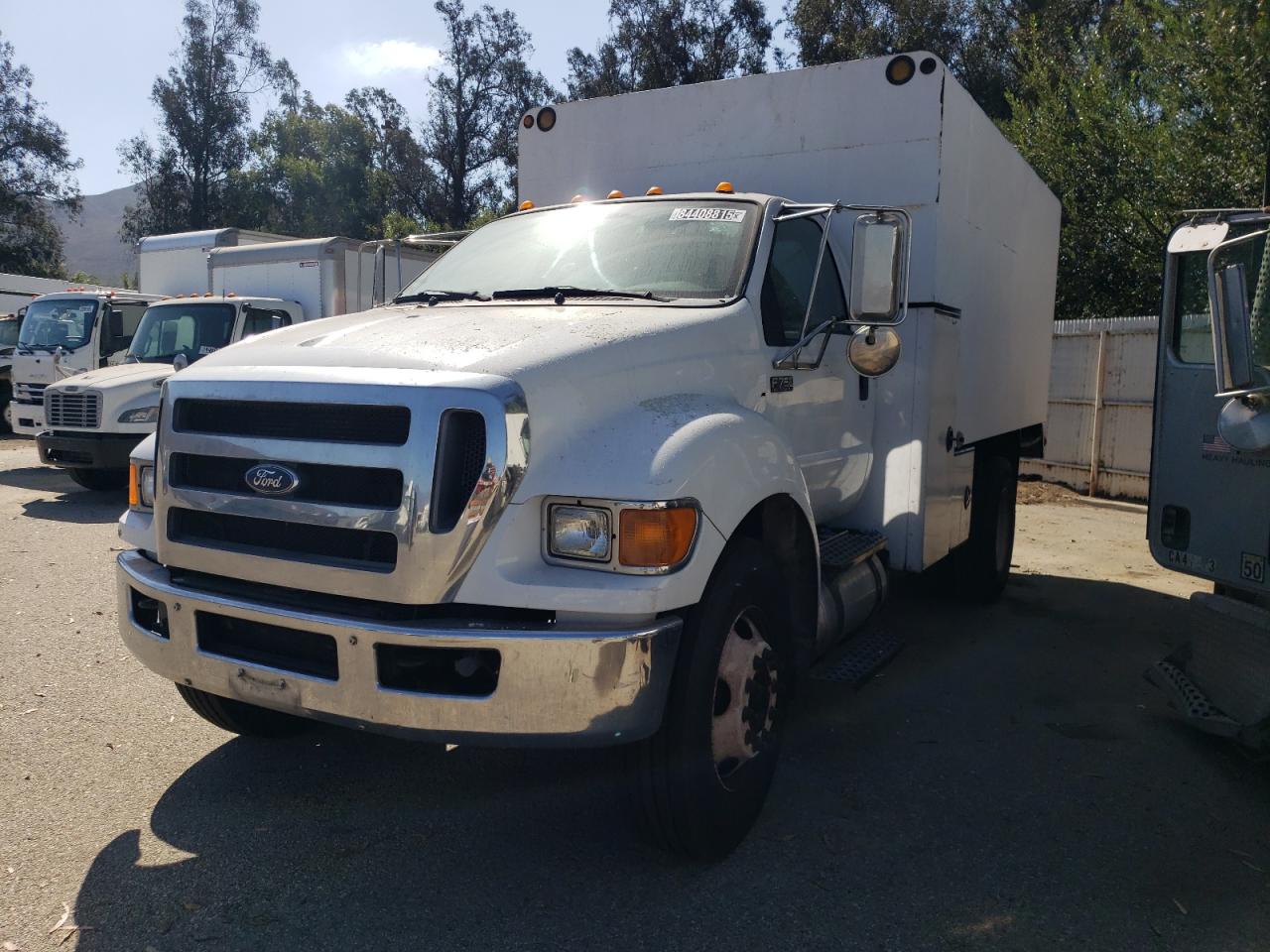 FORD F-750 SUPER DUTY
