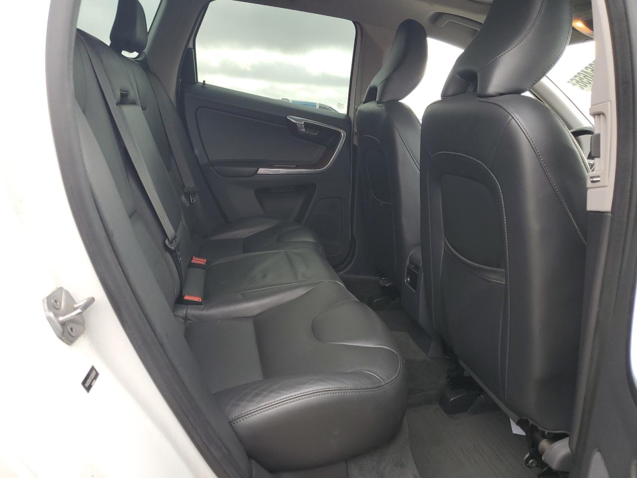 VOLVO XC60 T5 PREMIER